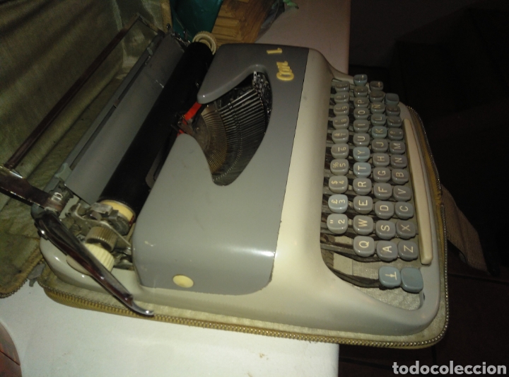 Antig&uuml;edades: M&aacute;quina de escribir.Consul - Foto 7