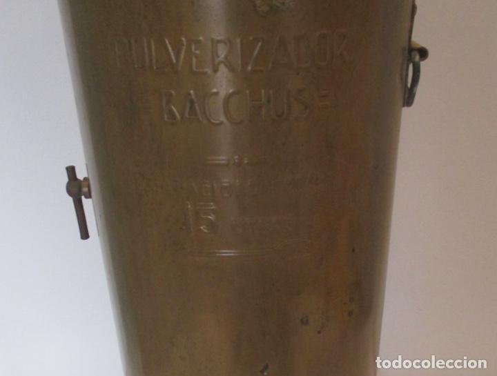 Antig&uuml;edades: ANTIGUO PULVERIZADOR BACCHUS - Foto 2