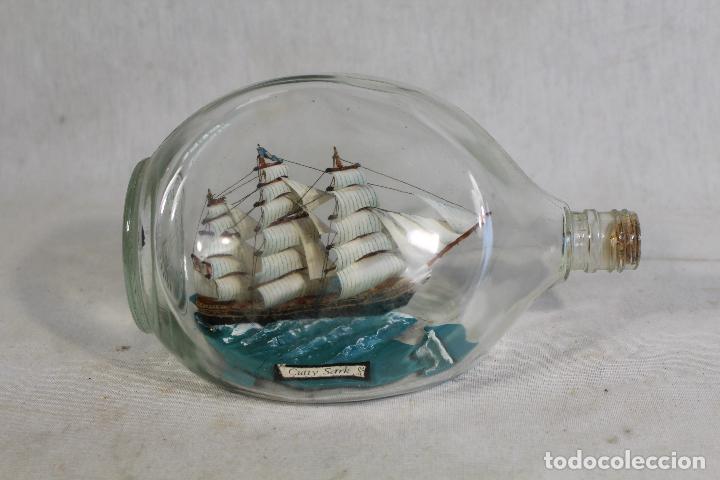 Antig&uuml;edades: barco cutty sark en botella - Foto 1