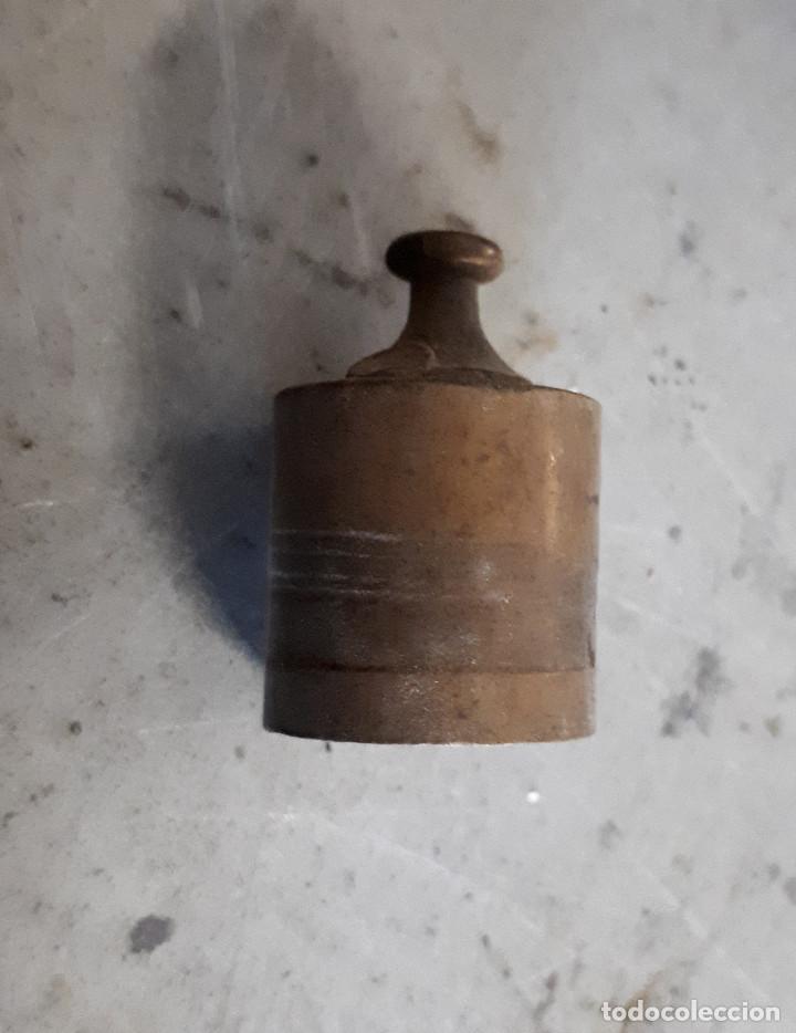 Antig&uuml;edades: Pesa de 50 gramos - Foto 1