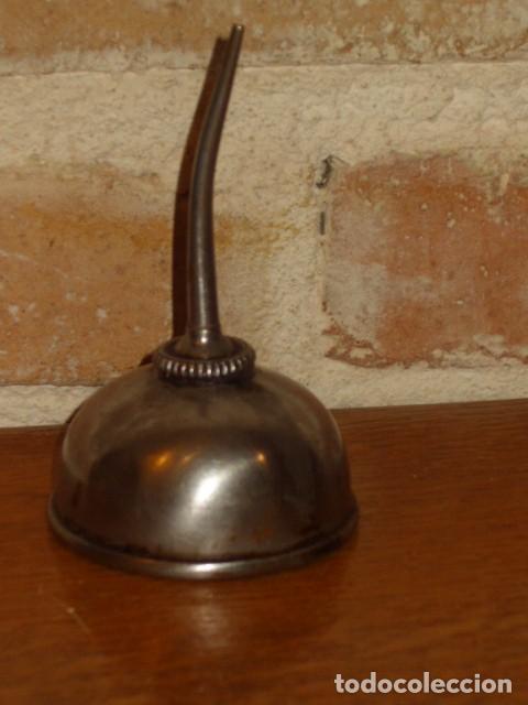 Antig&uuml;edades: ACEITERA SINGER.VINTAGE. - Foto 2