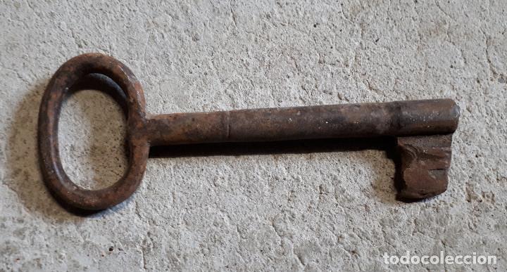 Antig&uuml;edades: Llave de 14,5 cm - Foto 2