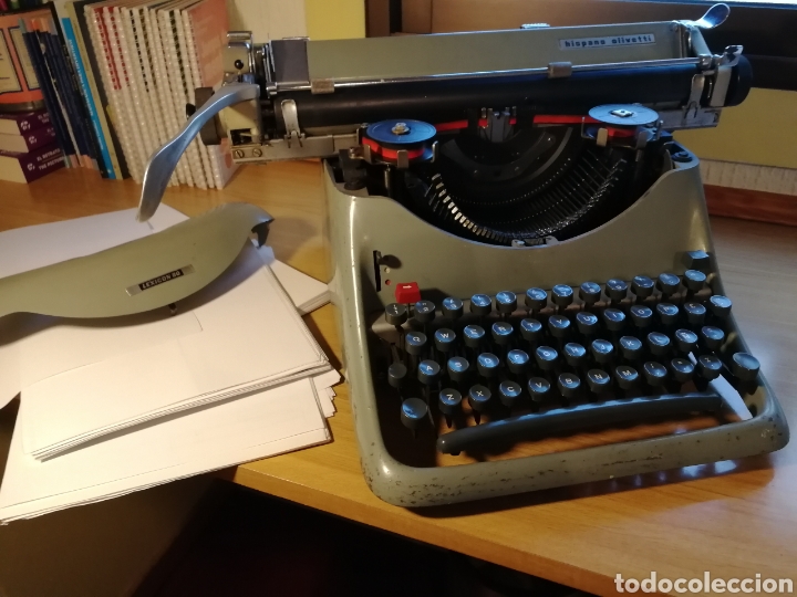 Antig&uuml;edades: M&aacute;quina escribir LEXIC&Oacute;N 80 OLIVETTI - Foto 3