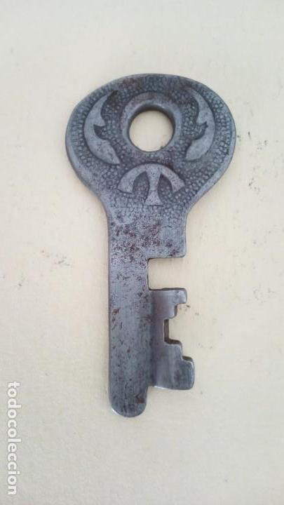 Antig&uuml;edades: LLAVE ANTIGUA HIERRO 4,60 CM - Foto 1