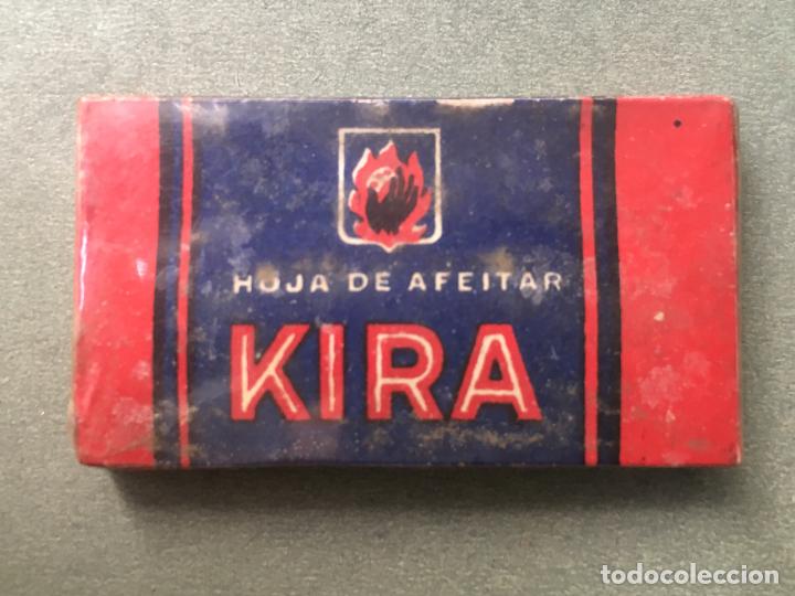 Antig&uuml;edades: CAJA PRECINTADA DE HOJAS DE AFEITAR KIRA - Foto 1