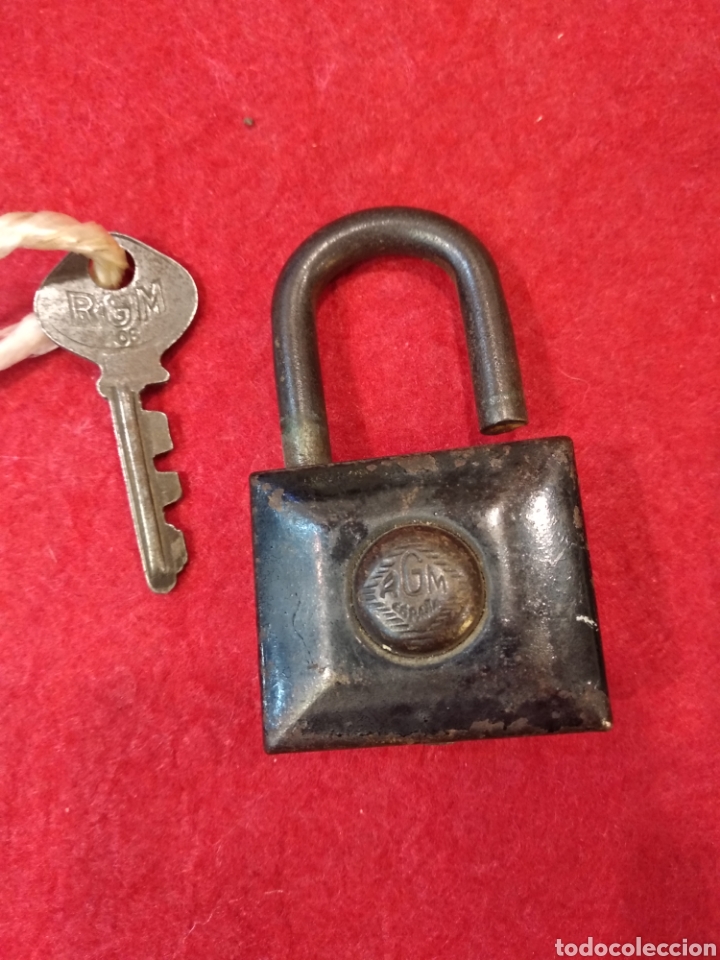 Antig&uuml;edades: CANDADO CON LLAVE , FUNCIONA. AGM ESPA&Ntilde;A - Foto 1