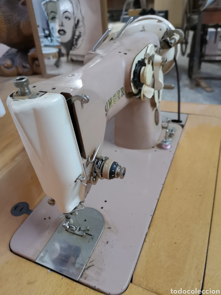 Antig&uuml;edades: MAQUINA DE COSER SINGER MANUAL, CON SU PIE. - Foto 5