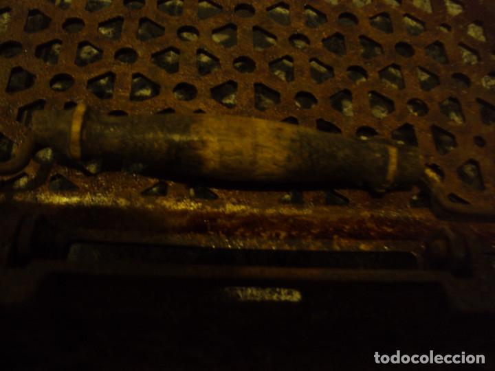 Antig&uuml;edades: PORTA BRASAS ANTIGUO - Foto 3