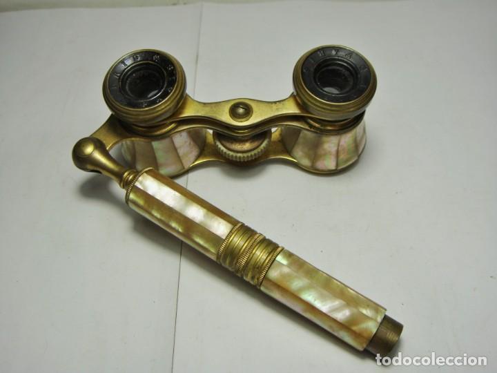 Antig&uuml;edades: Binoculares de teatro &bull; N&aacute;car y bronce &bull; Mango extensible &bull; Francia, ca. 1880 - Foto 5