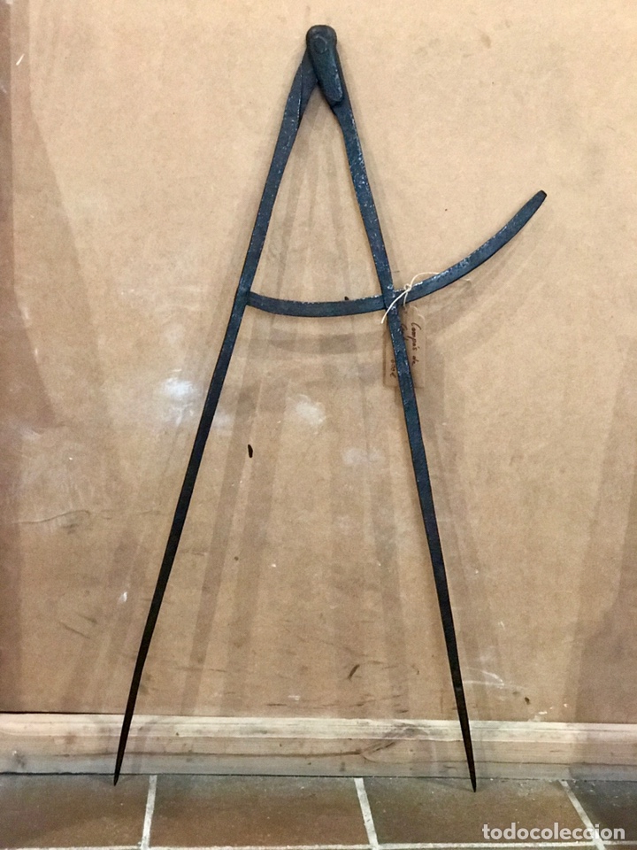 Antig&uuml;edades: Comp&aacute;s de Cantero siglo XVII - Foto 3