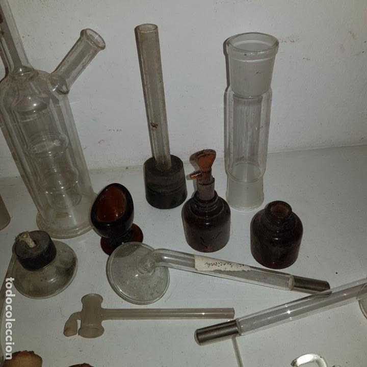 Antig&uuml;edades: Lote probetas, pipetas, variado - Foto 2