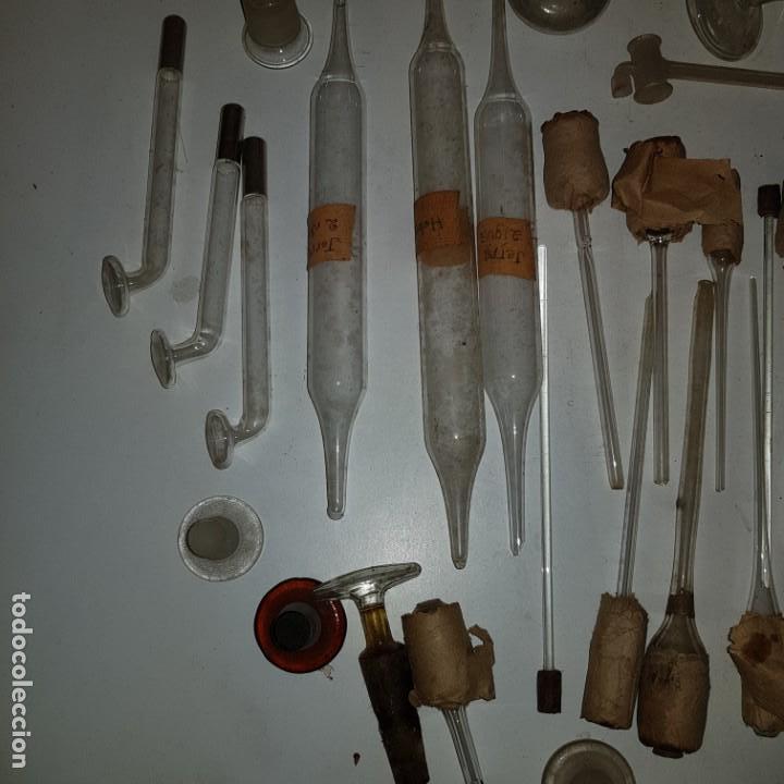 Antig&uuml;edades: Lote probetas, pipetas, variado - Foto 3