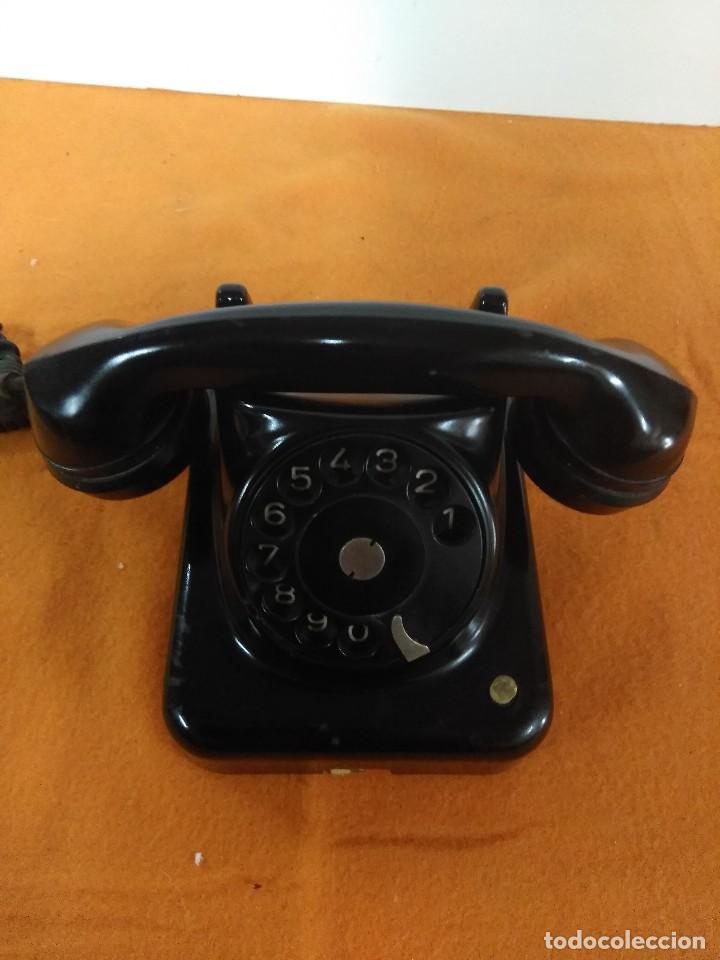 Tel&eacute;fonos: Tel&eacute;fono de mesa alem&aacute;n antiguo de baquelita - Foto 1
