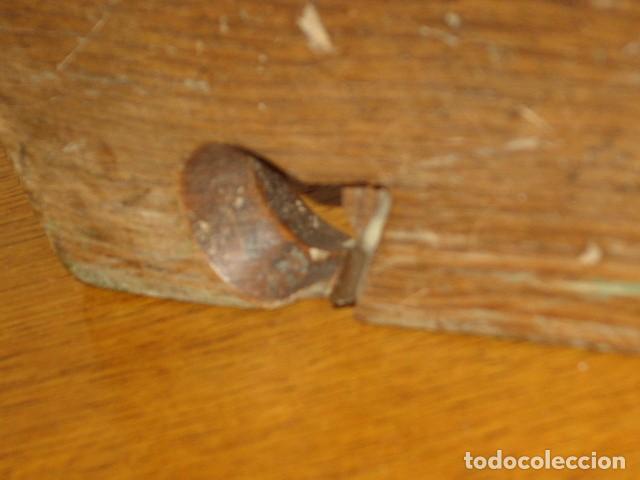 Antig&uuml;edades: CEPILLO DE CARPINTERO DE MADERA ANTIGUO. - Foto 4