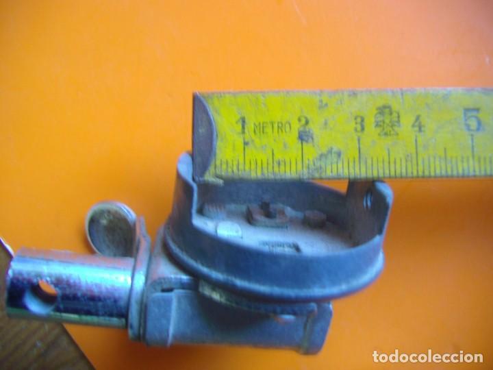 Antig&uuml;edades: SOPORTE PARA DINAMO BICICLETA - Foto 5