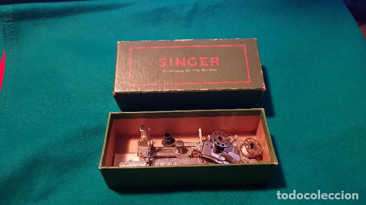 Antig&uuml;edades: CAJA DE CARTON SINGER CON ACCESORIOS - Foto 1