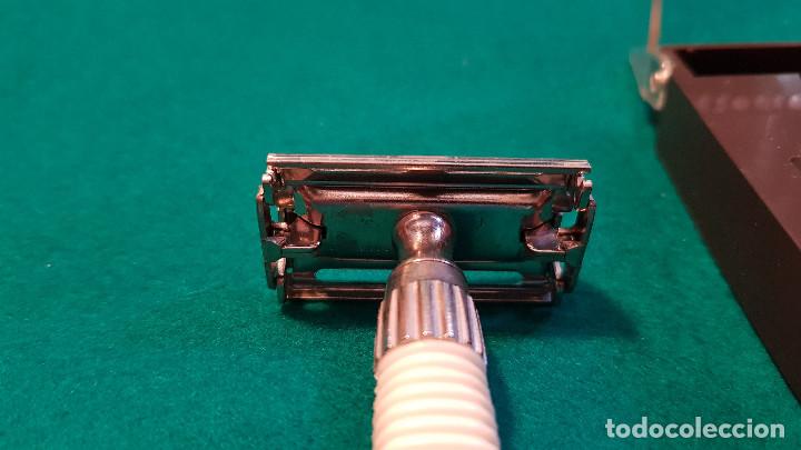 Antig&uuml;edades: MAQUINILLA GILLETTE SLIM-TWIST - Foto 5