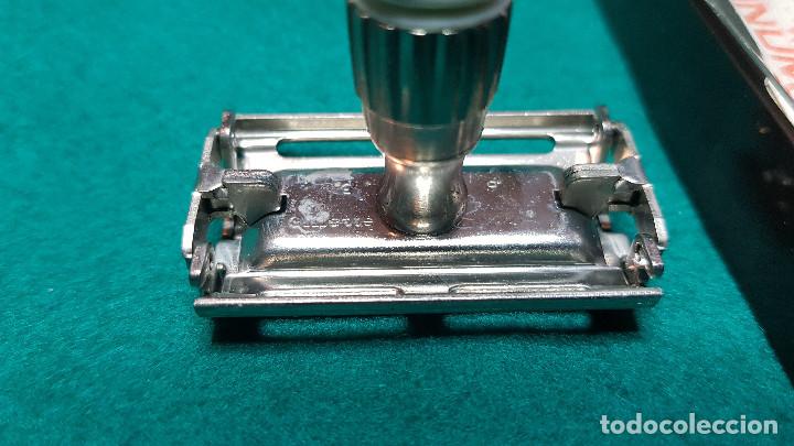 Antig&uuml;edades: MAQUINILLA GILLETTE SLIM-TWIST - Foto 7