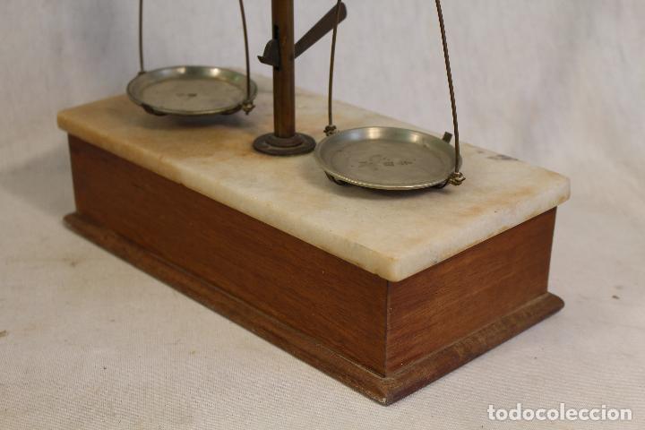 Antig&uuml;edades: BALANZA DE PRECISION GRANATARIO - Foto 5