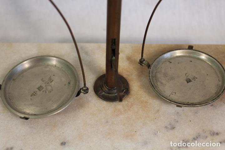Antig&uuml;edades: BALANZA DE PRECISION GRANATARIO - Foto 9