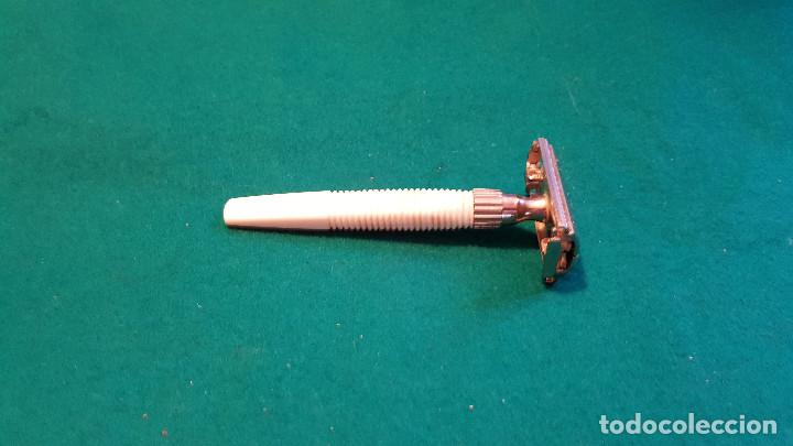 Antig&uuml;edades: MAQUINILLA GILLETTE SLIM TWIST - Foto 3