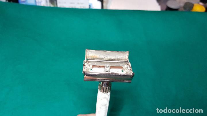 Antig&uuml;edades: MAQUINILLA GILLETTE SLIM TWIST - Foto 7