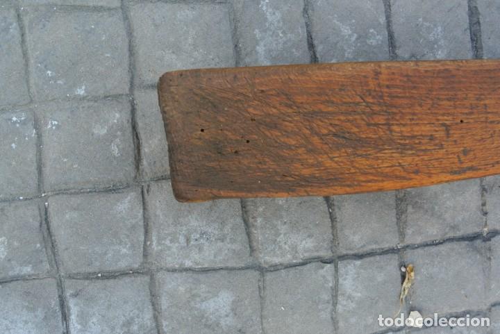Antig&uuml;edades: UTIL PARA HACER APARGATAS - Foto 5