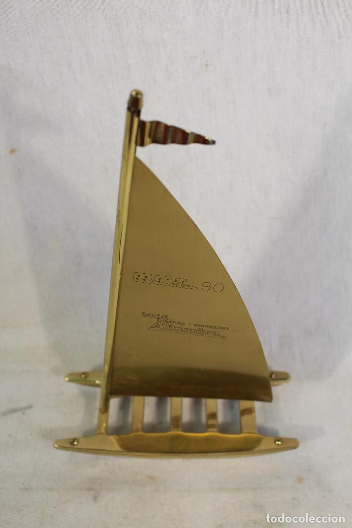 Antig&uuml;edades: catamar&aacute;n en bronce con publicidad - Foto 3
