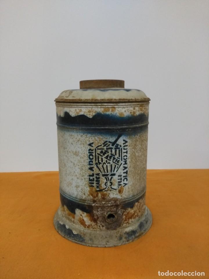 Antig&uuml;edades: Antigua heladera - Foto 3