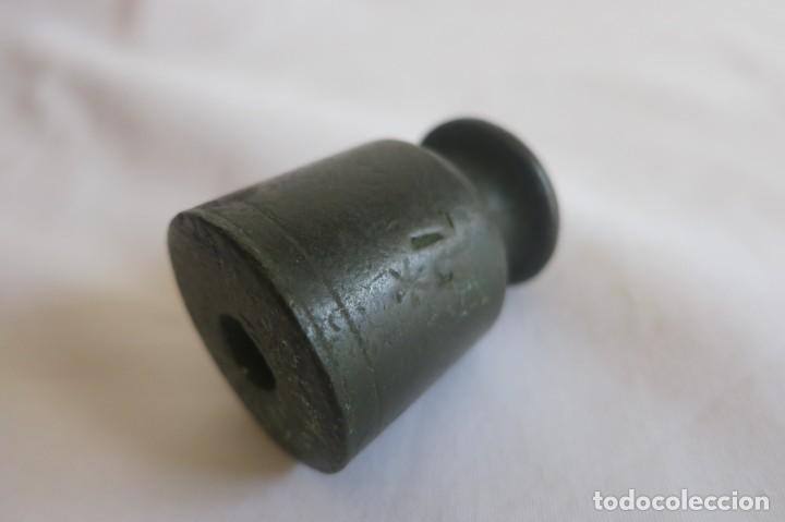 Antig&uuml;edades: Pesa de media libra 1774 estrella - Foto 3