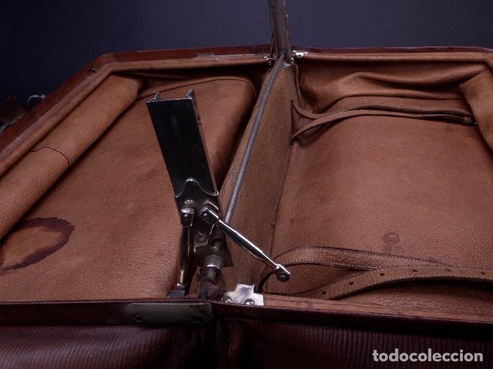Antig&uuml;edades: BOLSO EQUIPAJE DE AFEITADO Y ASEO - Foto 19