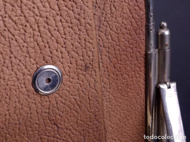 Antig&uuml;edades: BOLSO EQUIPAJE DE AFEITADO Y ASEO - Foto 20
