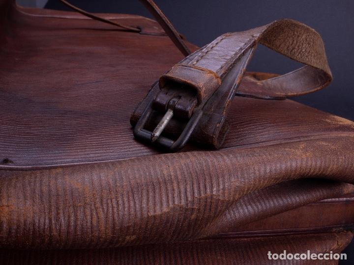 Antig&uuml;edades: BOLSO EQUIPAJE DE AFEITADO Y ASEO - Foto 23
