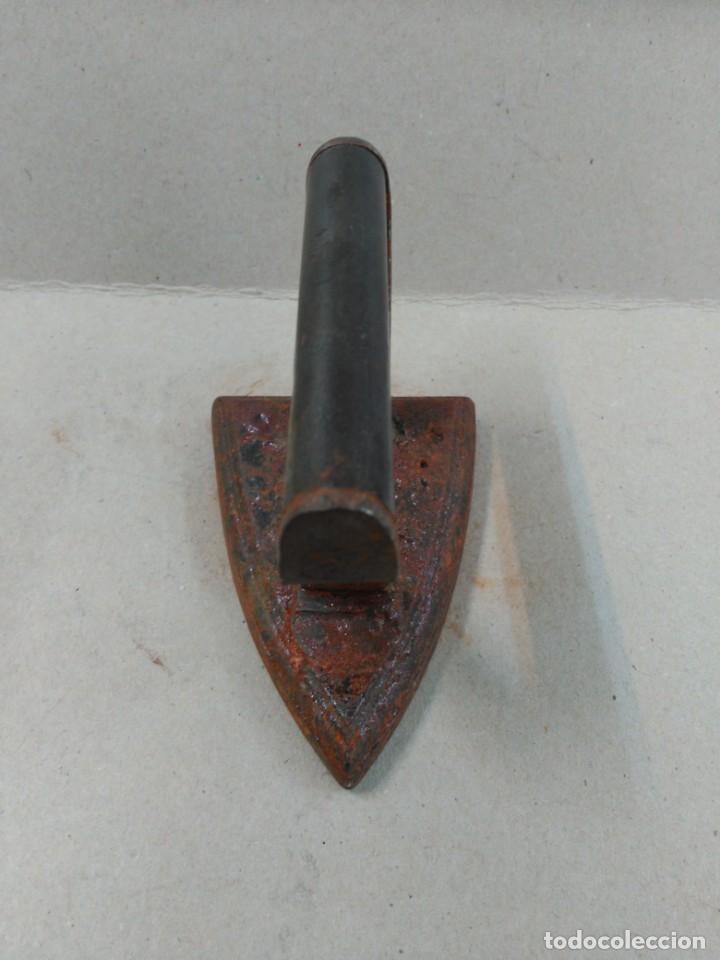 Antig&uuml;edades: PLANCHA DE HIERRO N3 - Foto 8