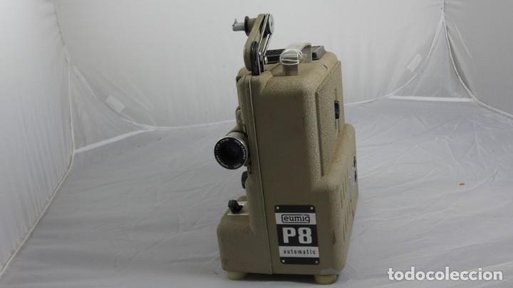 Antig&uuml;edades: PROYECTOR DE CINE EUMIG P8 AUTOMATIC - Foto 1