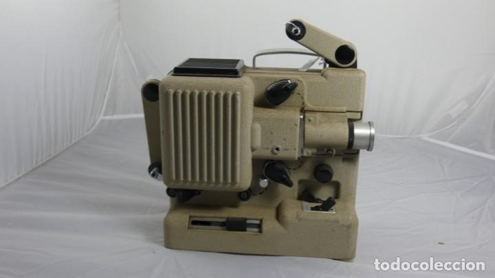 Antig&uuml;edades: PROYECTOR DE CINE EUMIG P8 AUTOMATIC - Foto 4