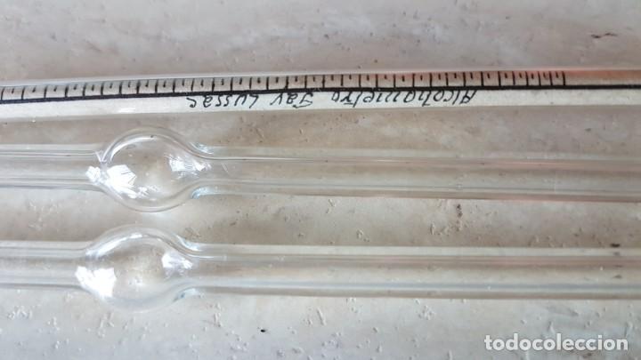 Antig&uuml;edades: 03 TERMOMETRO Y PIPETAS ANTIGUAS DE LABORATORIO - Foto 2