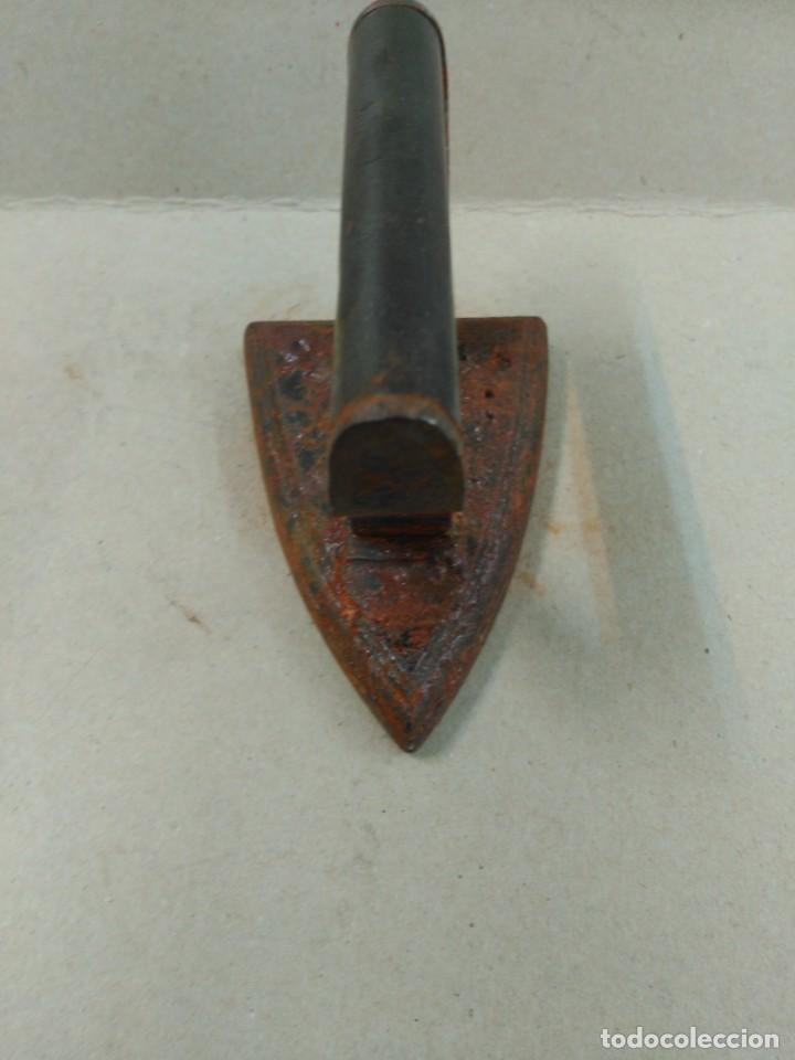 Antig&uuml;edades: PLANCHA DE HIERRO NUMERO 5 - Foto 18