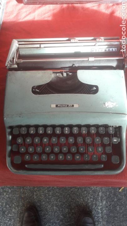 Antig&uuml;edades: Maquina escribir olivetti pluma 22 funcionando - Foto 1