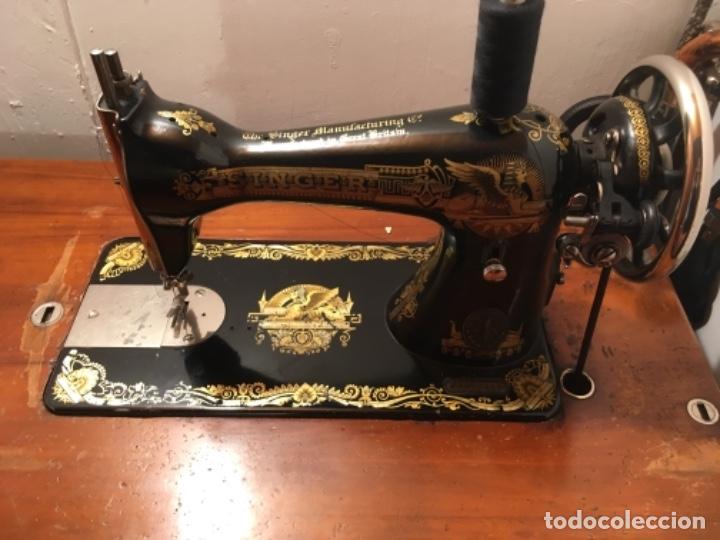 Antig&uuml;edades: MAQUINA DE COSER SINGER COMPLETA. 1913. FUNCIONA - Foto 3