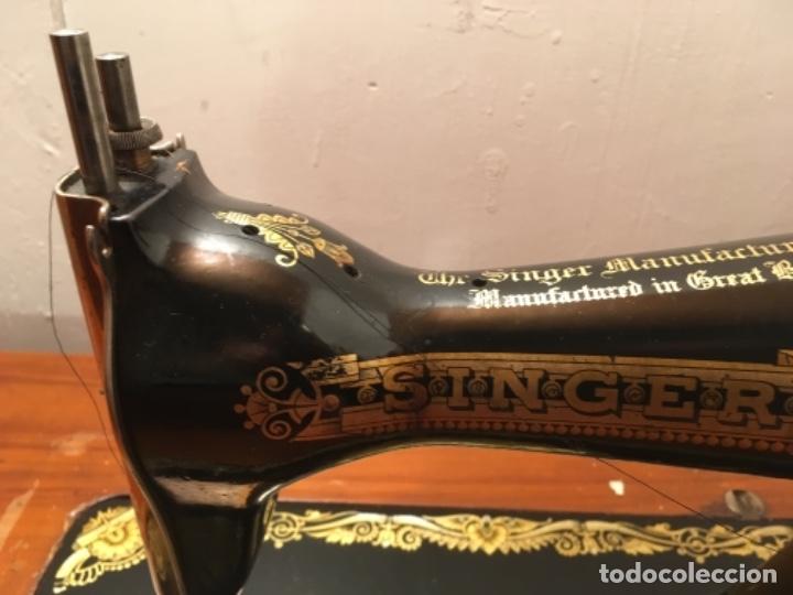 Antig&uuml;edades: MAQUINA DE COSER SINGER COMPLETA. 1913. FUNCIONA - Foto 9