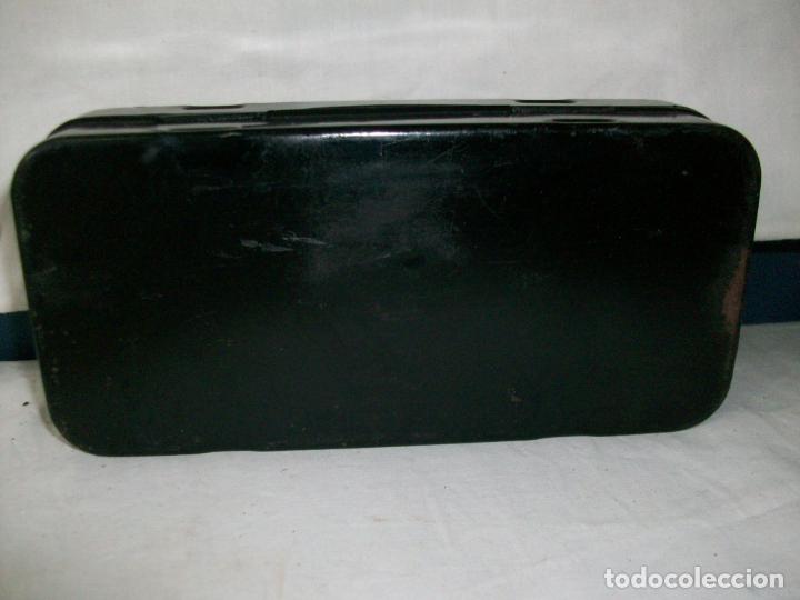 Antig&uuml;edades: CAJA DE COMPLEMENTOS PARA MAQUINA DE COSER-GRITZNER - Foto 7