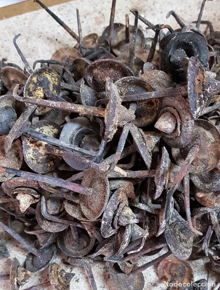 Antig&uuml;edades: CLAVOS DE FORJA SIGLO XVIII - Foto 2