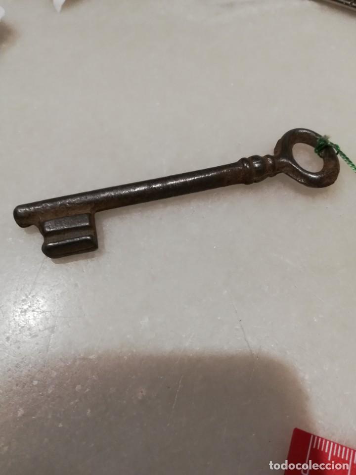 Antig&uuml;edades: Llave antigua de forja. - Foto 2