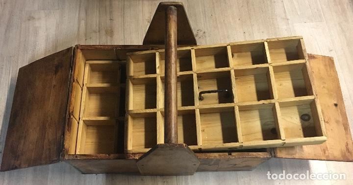 Antig&uuml;edades: Caja de herramientas - Foto 4