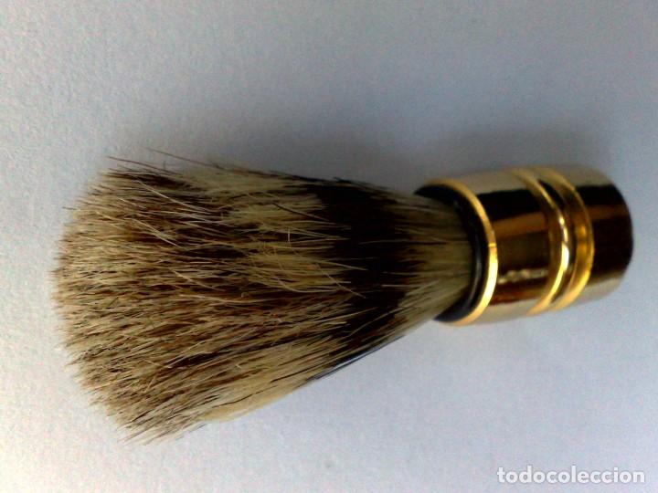 Antig&uuml;edades: BROCHA PARA EL AFEITADO CON BASE METALICA,SIN USAR - Foto 3