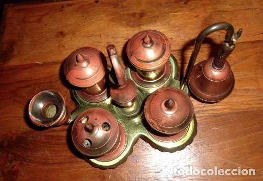 Antig&uuml;edades: Escribania de bronce con palmatoria y campanilla - Foto 2
