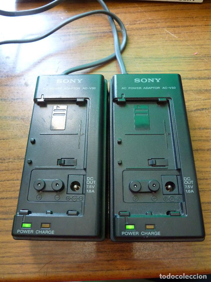 Antig&uuml;edades: CAMARA DE VIDEO SONY CCD-TR55E CON EXTRAS - Foto 21