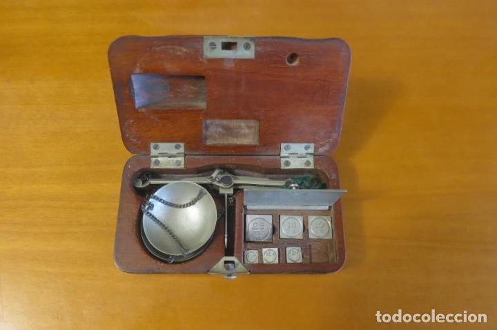 Antig&uuml;edades: balanza quilatera - Foto 2