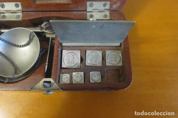 Antig&uuml;edades: balanza quilatera - Foto 3